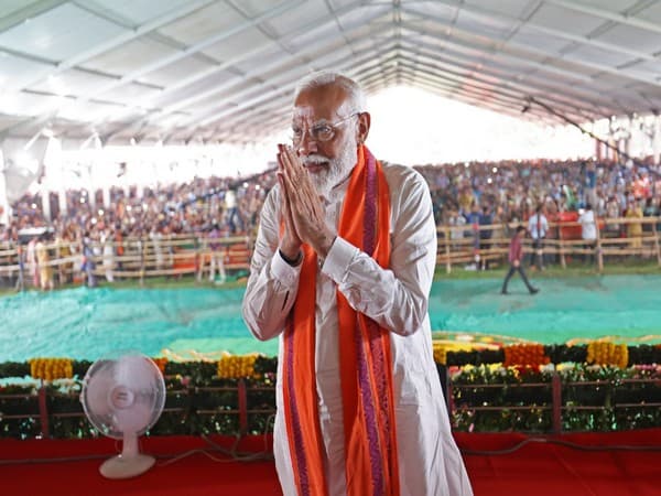 Prime Minister greets the people of Telangana on their Statehood Day