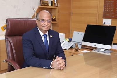 श्री अतुल बी. पाटिल ने एनएफएल के अध्यक्ष एवं प्रबंध निदेशक के रूप में किया पदभार ग्रहण