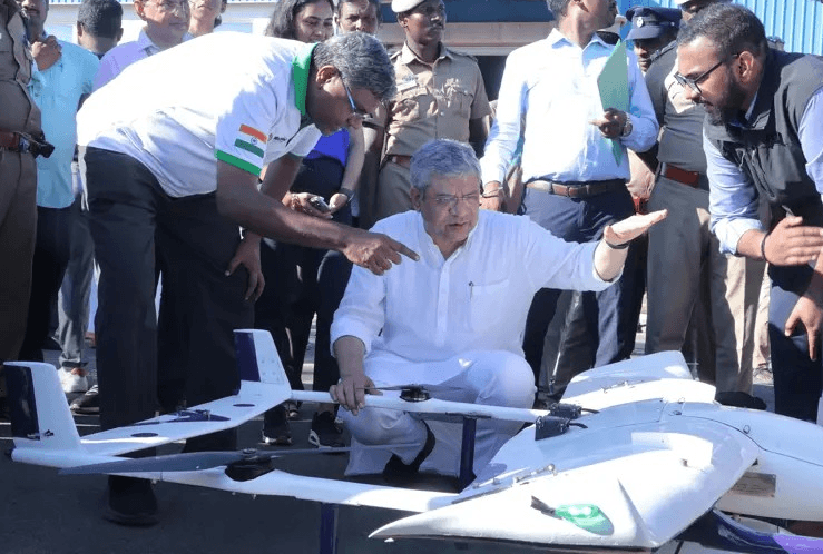 आईआईटी मद्रास ने अश्विनी वैष्णव को हाइपरलूप, ईप्लेन और शक्ति का प्रदर्शन दिखाया