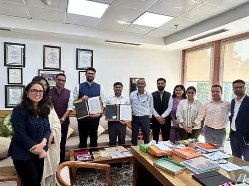 DPIIT signs MoU with Zepto to support manufacturing startups through Zepto Nova Innovation Challenge