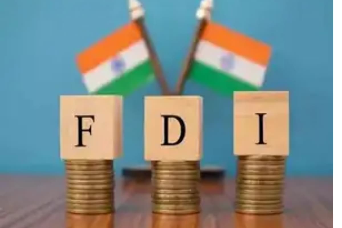Maharashtra and Karnataka Attract 51 Percent of India's FDI in FY25