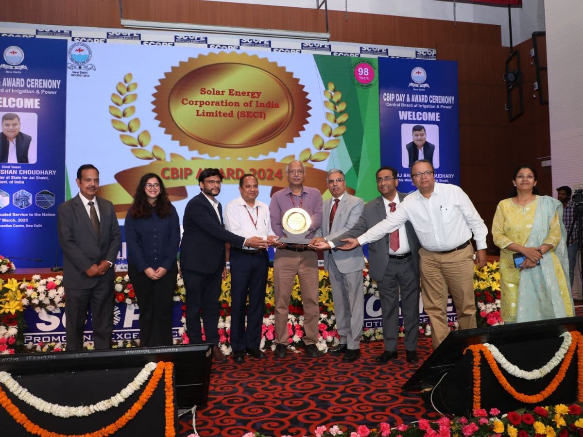 एसईसीआई को सौर ऊर्जा में सर्वोत्तम योगदान के लिए सीबीआईपी पुरस्कार मिला