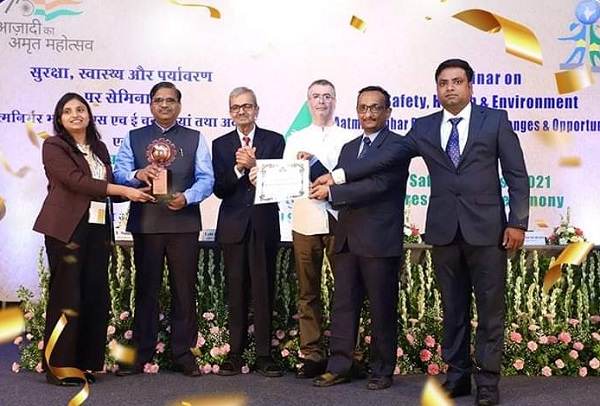 एचपीसीएल कानपुर टर्मिनल ने 2021 के लिए कांस्य ट्रॉफी और सुरक्षा पुरस्कार जीता