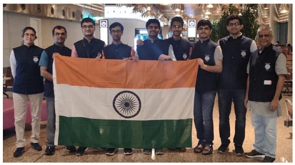 भारत ने अंतर्राष्ट्रीय एसट्रोनॉमी और एस्ट्रोफीज़िक्स ओलंपियाड में 3 स्वर्ण, 2 रजत के साथ हासिल किया तीसरा स्थान