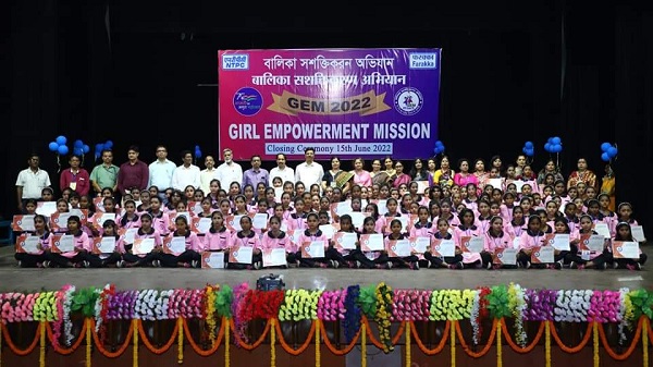 बंगाल और झारखंड की 120 लड़कियों ने एनटीपीसी के जीईएम कार्यक्रम को फ्लाइंग कलर्स के साथ किया पूरा