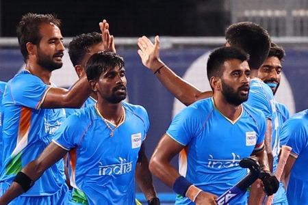 पुरुष हॉकी सेमीफाइनल मैच में भारत बेल्जियम के खिलाफ 5-2 से हारा।