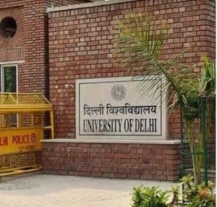 दिल्ली विश्वविद्यालय यूजी प्रवेश 2021: यूजी पाठ्यक्रमों के लिए जानिए कौनसी तारीख में जारी करेगा पहली कट-ऑफ लिस्ट।